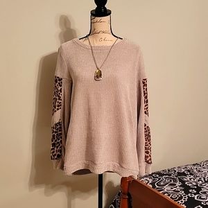 NWT Velvet soft Grey w/leopard sleeves